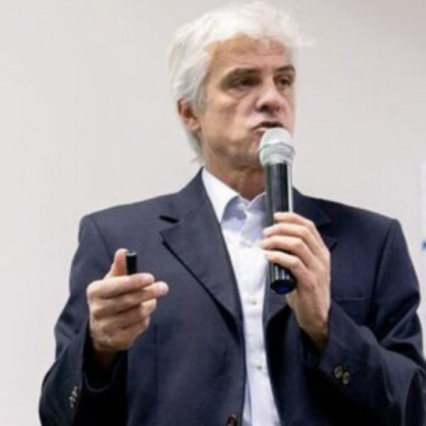 Dr. Jorge Mota