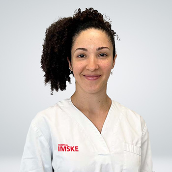 Katerina Abchi, Aux administrativa