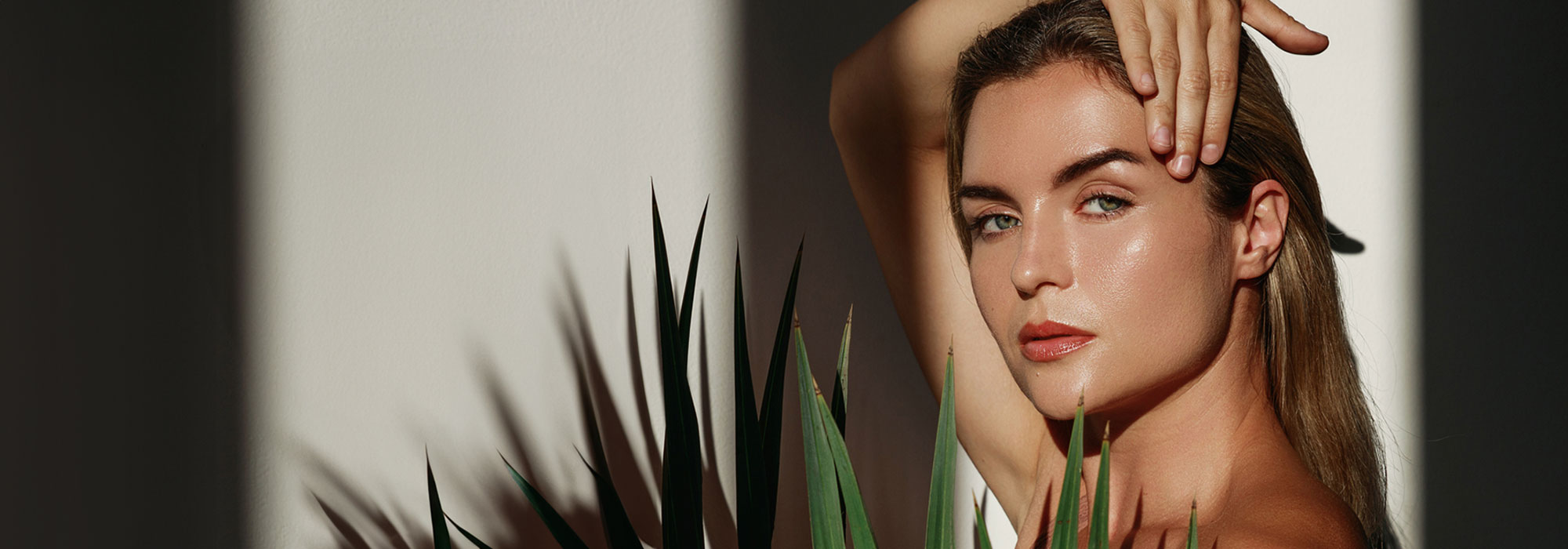 Tratamiento de ojeras con ácido hialurónico en Valencia, Clínica Ribera Mestalla