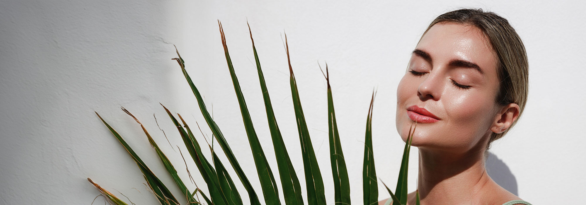 Tratamiento de pómulos sin cirugía en Valencia, Ribera Estética Mestalla