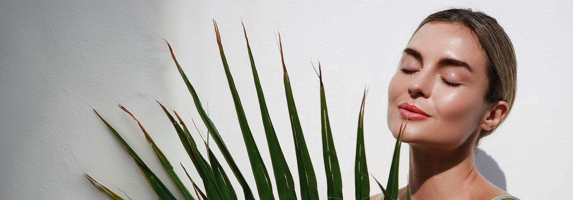 Tratamiento de pómulos sin cirugía en Valencia, Ribera Estética Mestalla