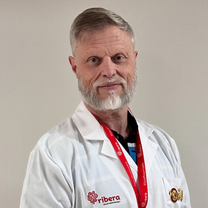 Dr. Eduardo Carreño Rendueles