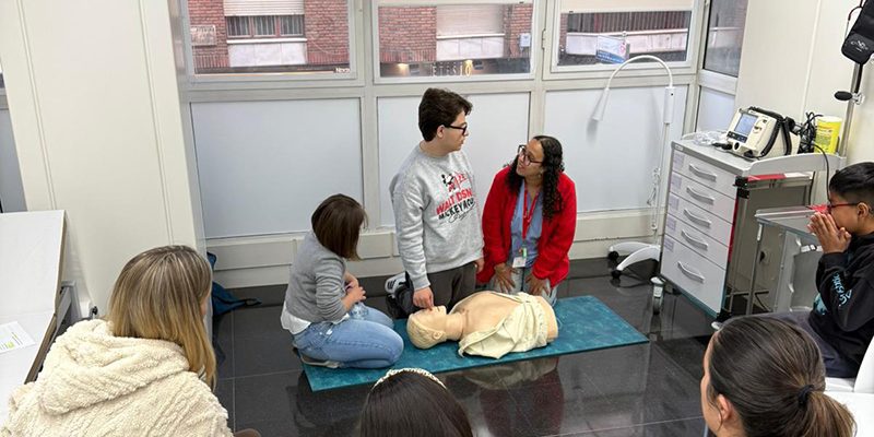 Talleres inclusivos en Clínica Ribera Lorca