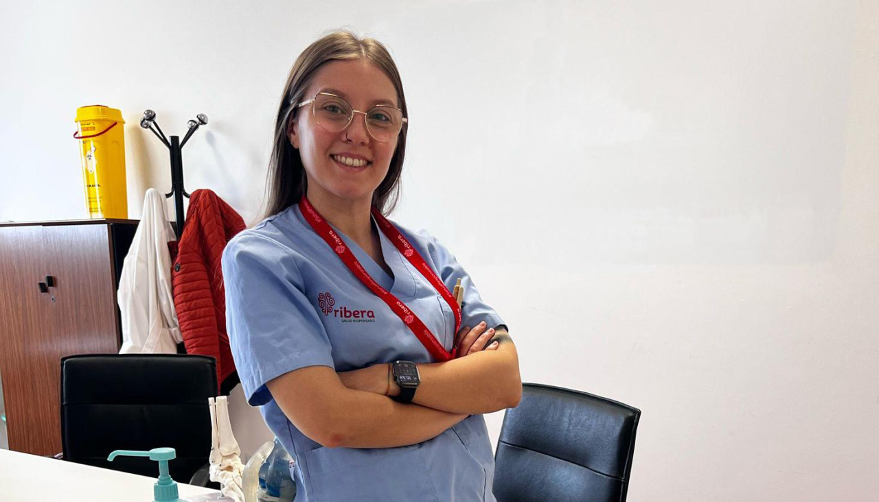 Dánae Santiago, podóloga del hospital Ribera Juan Cardona