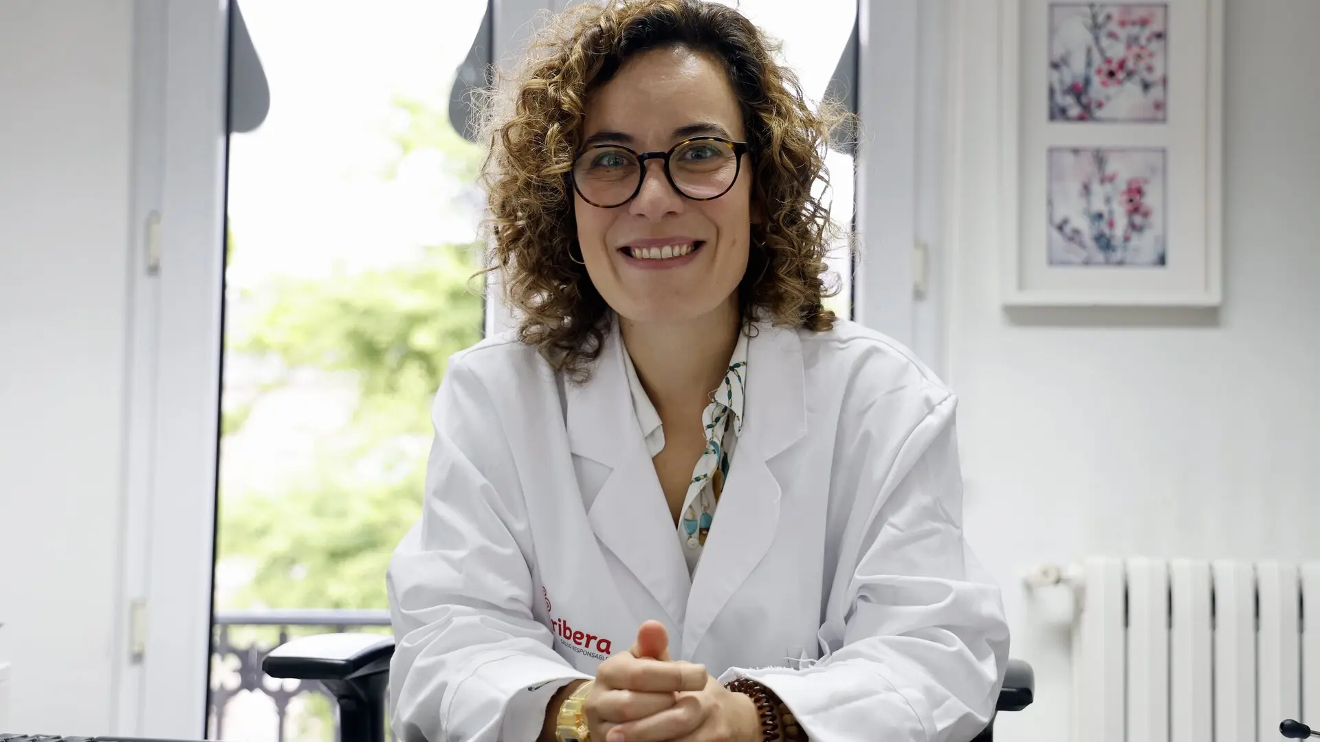La doctora Carlota Íñiguez Ubiaga es reumatóloga del hospital Ribera Polusa