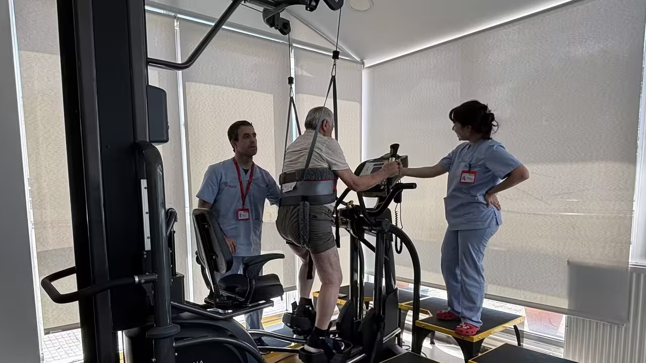 Esta máquina de rehabilitación permite un tratamiento altamente personalizado