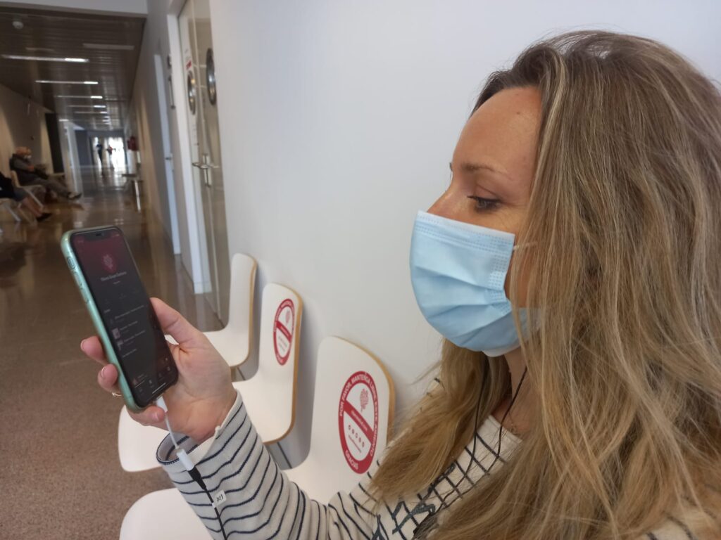 Profesionales de Ribera recomiendan la musicoterapia para reducir la ansiedad, dolor y estrés en los pacientes