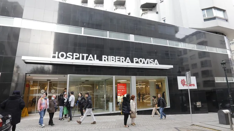 Fachada del hospital Ribera Povisa