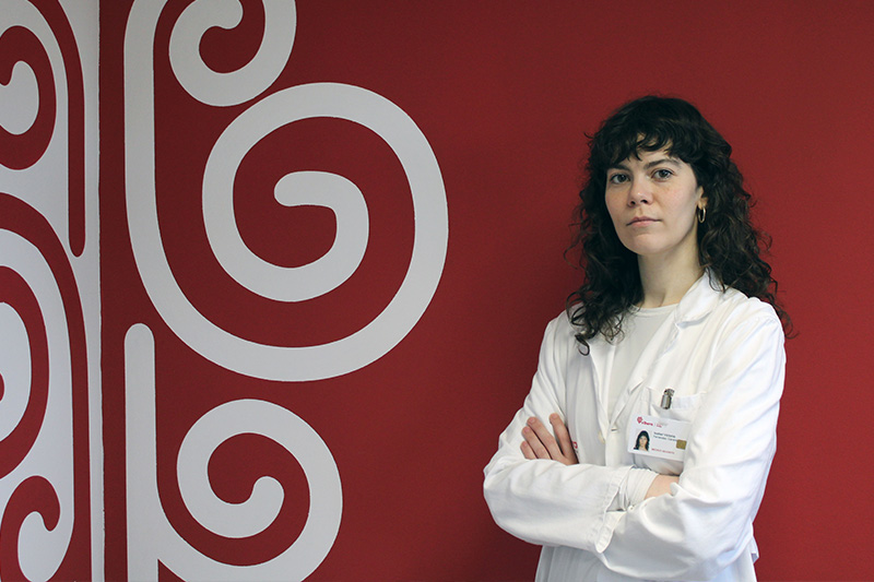 La doctora Isabel Fernández Carrera, especialista en rinoplastia de la Clínica Ribera Povisa Colón