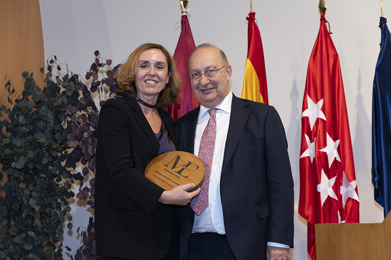 Elisa Tarazona con Jose María Martínez, pte de NME