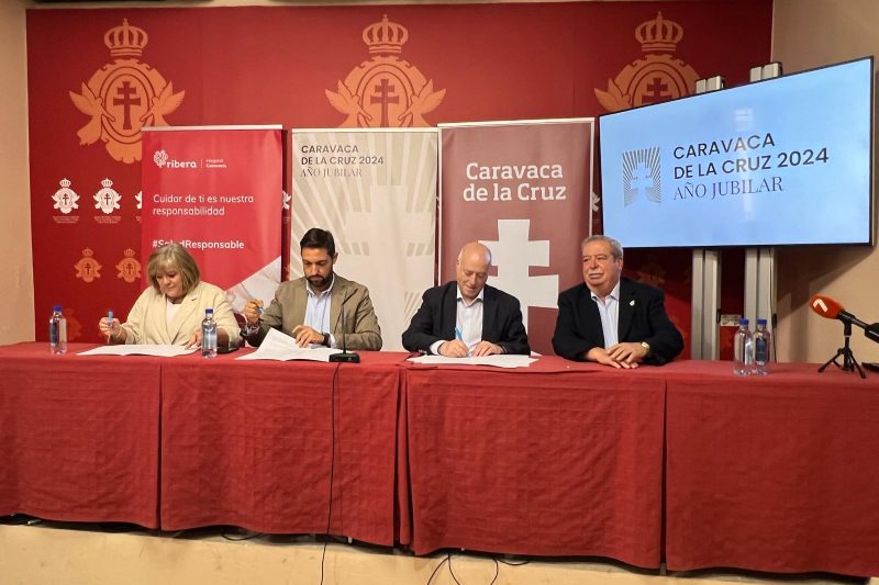 Firma con la Fundación Camino de la Cruz