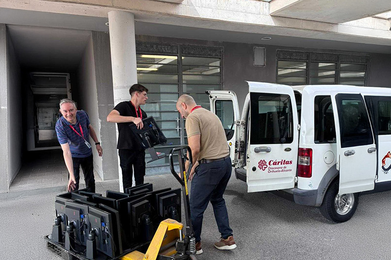 donación monitores