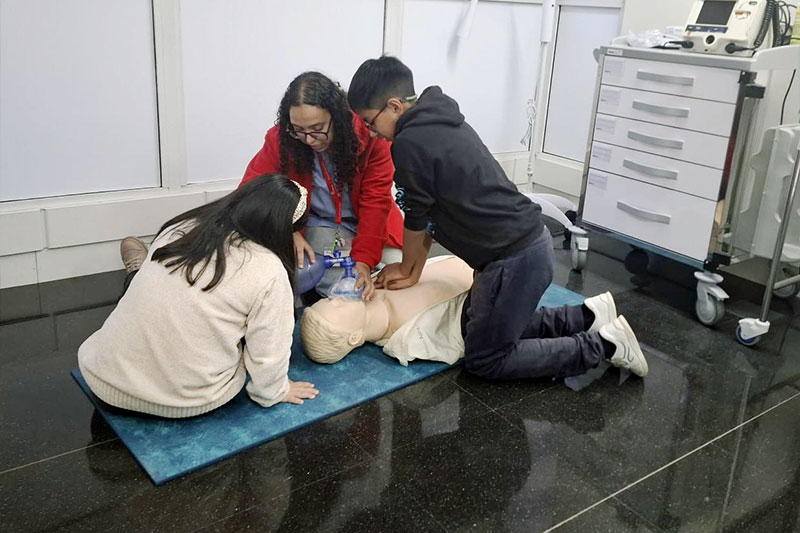 Soumia y niños de la asociación Down Lorca