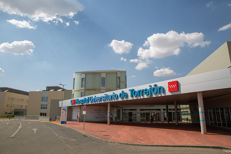 fachada del hospital de torrejón