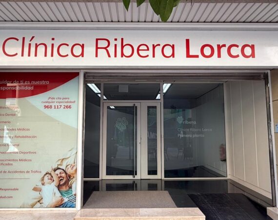 Clínica Ribera Lorca Fachada