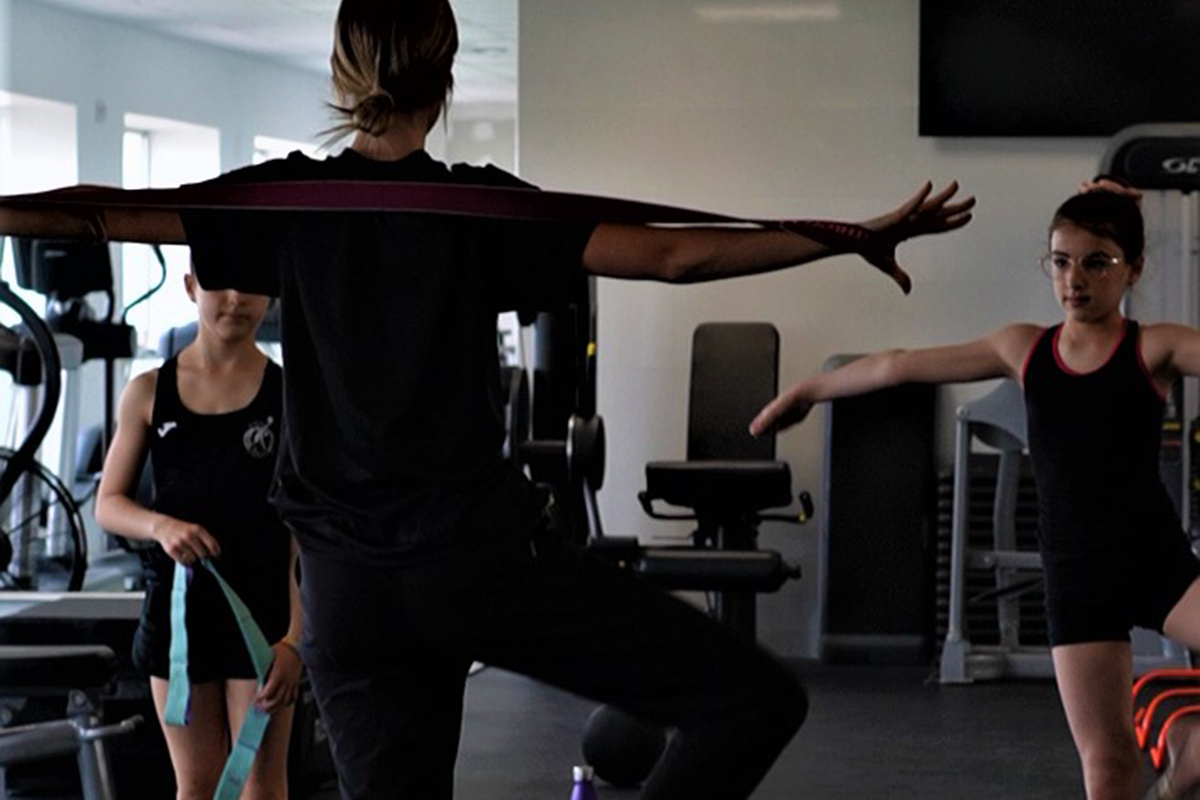 Por qué cada vez más gimnastas jóvenes se lesionan: Ribera Imske crea una unidad pionera para prevenir y tratar lesiones